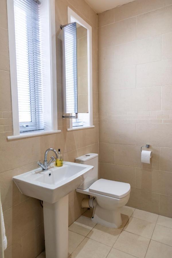 Apartment No 1 - The Old Red King Pub, Whitefield, Manchester Extérieur photo